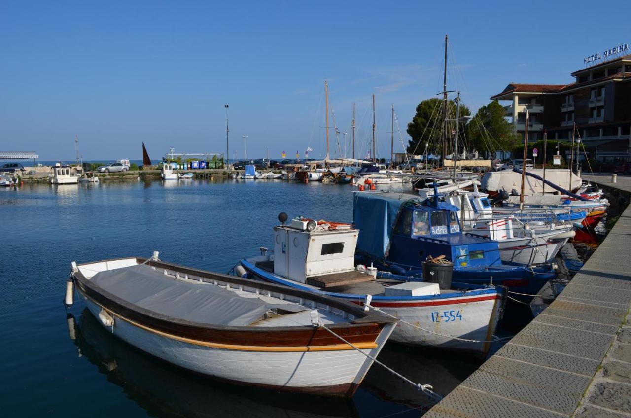 Sea Apartments Izola Exterior photo